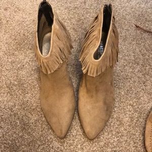 Kenneth Cole boots. Brand new.